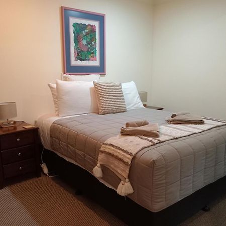 Taranaki Experience Apartment New Plymouth Bagian luar foto