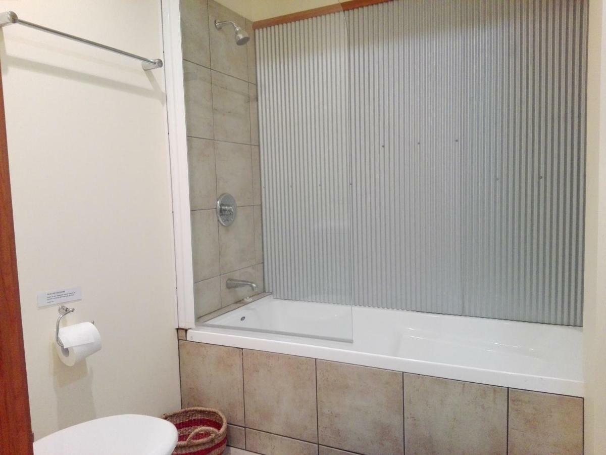 Taranaki Experience Apartment New Plymouth Bagian luar foto